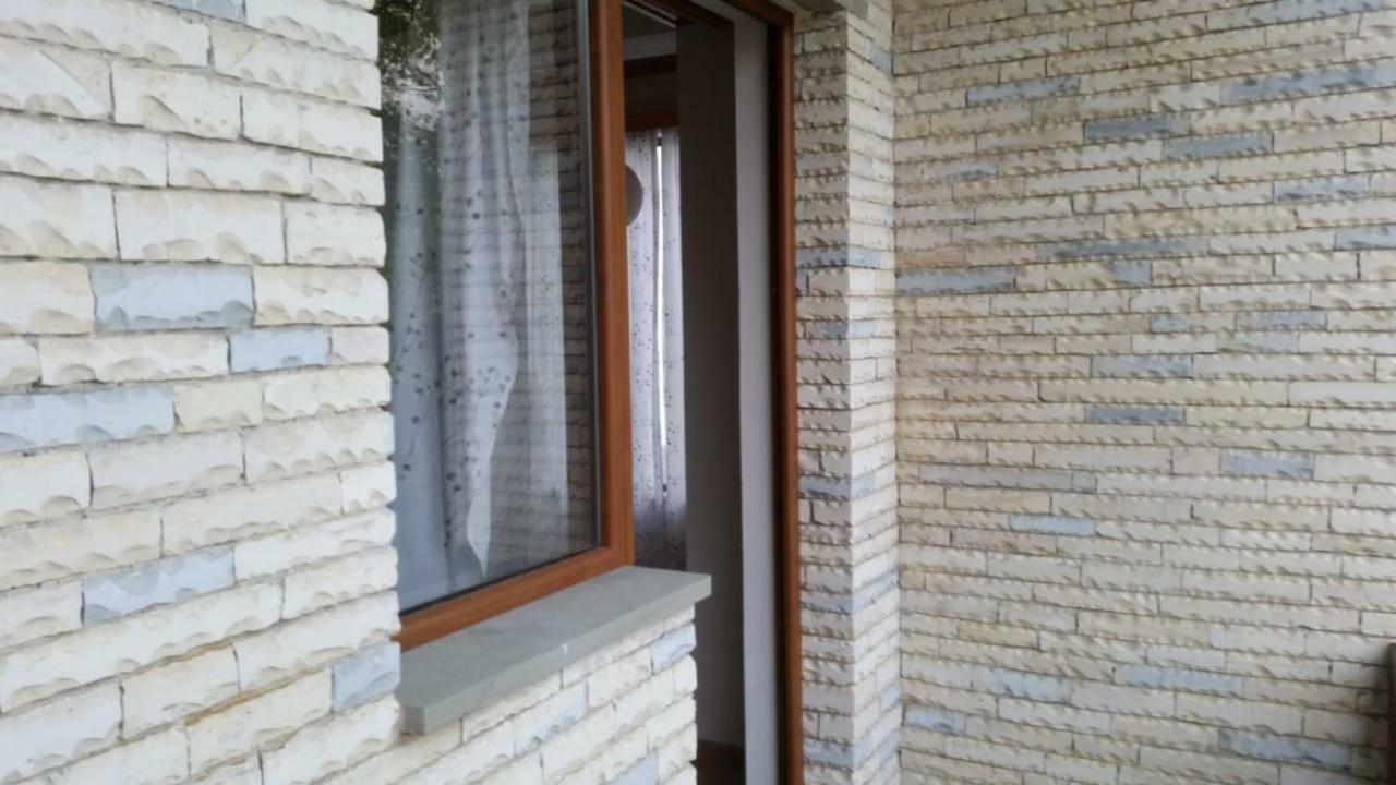 Hotel Bujtina E Tomorrit Ujanik Exteriér fotografie