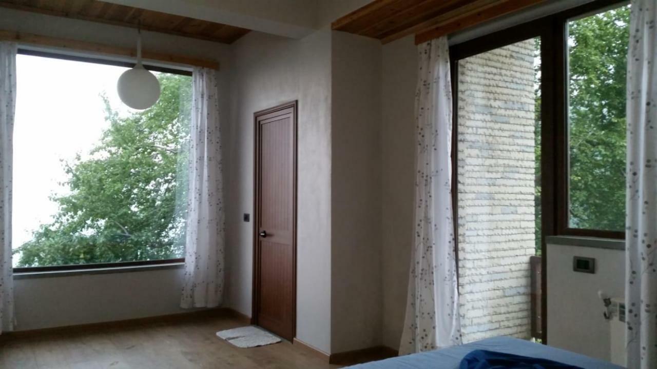 Hotel Bujtina E Tomorrit Ujanik Exteriér fotografie